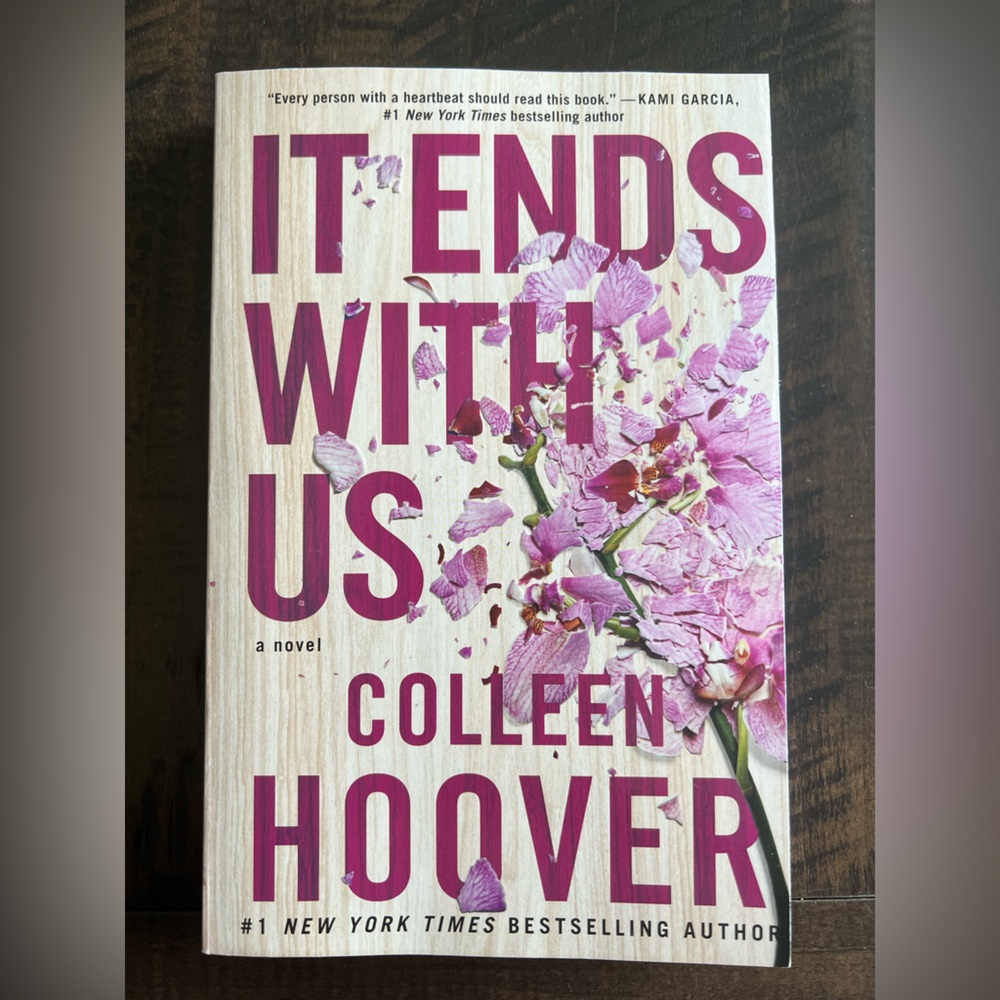It ends with us book by Colleen hoover